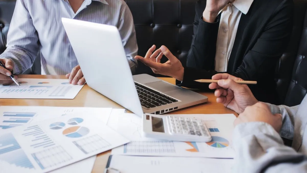 power-bi-for-financial-reporting-a-comprehensive-guide-laptopspapa