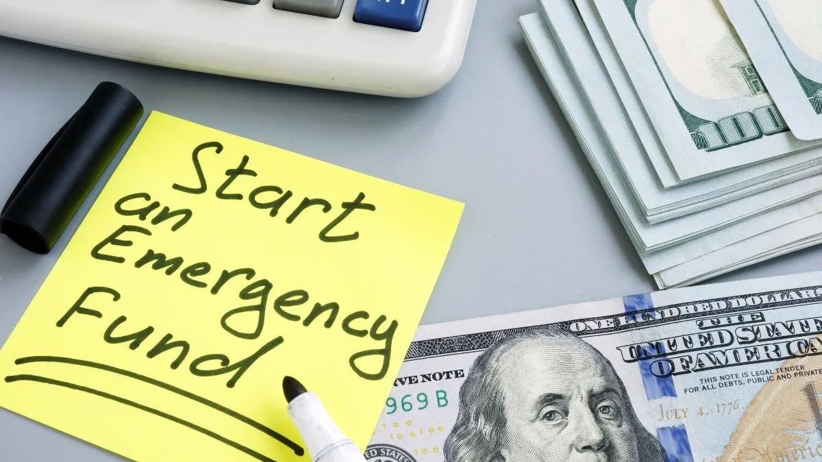 Which choice or choices best describes the purpose of an emergency fund